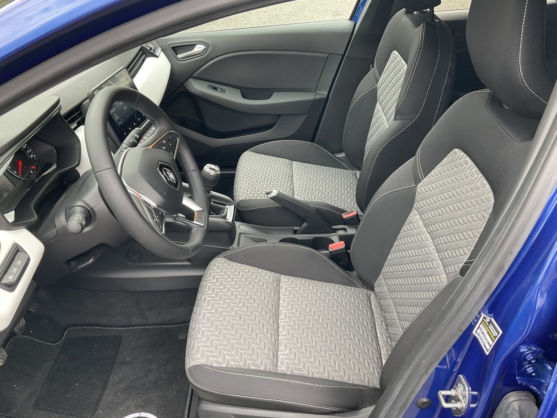 Renault Clio – Bild 18