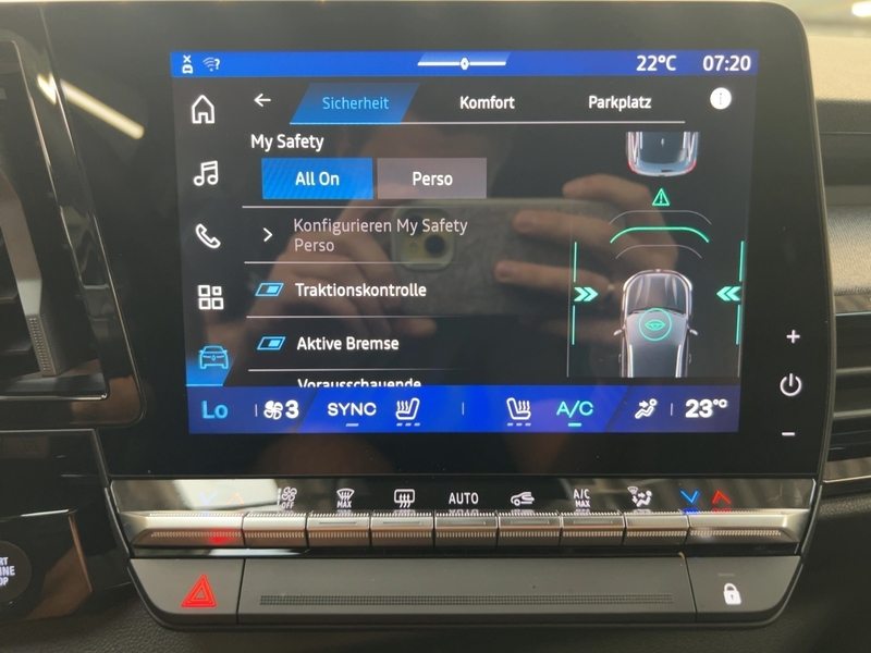 Fahrzeugabbildung Austral EVOLUTION MILD HYBRID 160 AUTOMATIK Bild 13 von 20