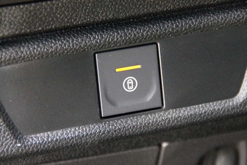 Fahrzeugabbildung Sandero Essential TCe 90 Bild 13 von 21
