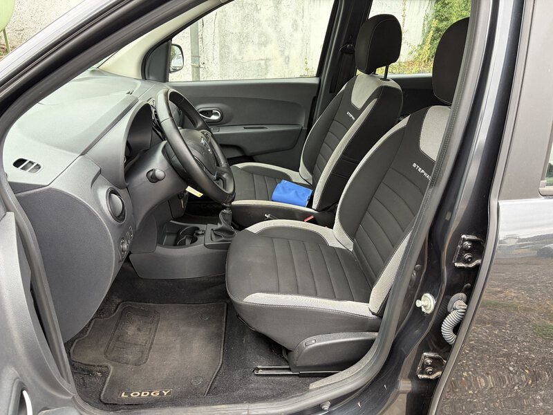 Dacia Lodgy