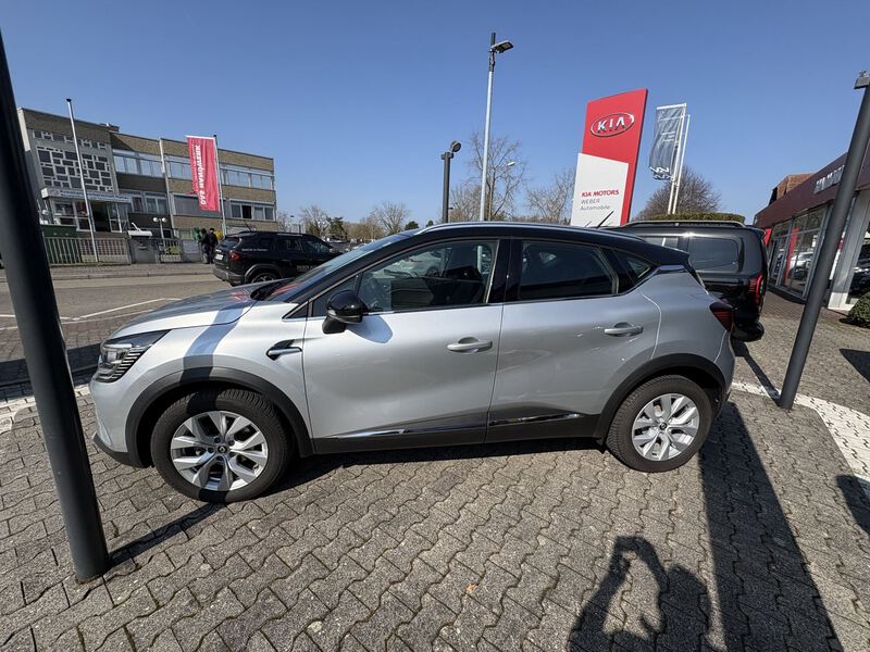 Fahrzeugabbildung Captur II 1.3 TCe 140 Intens GPF Bild 8 von 18