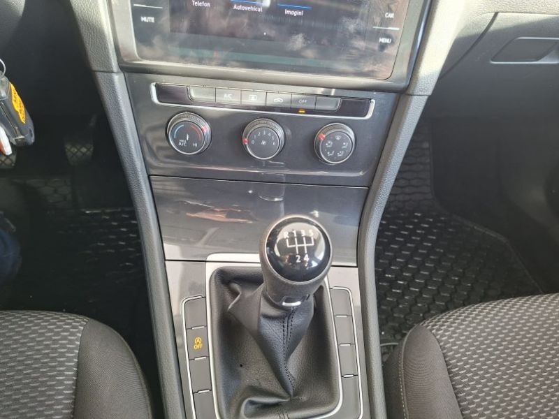 VOLKSWAGEN Golf 2020 — imagine 41