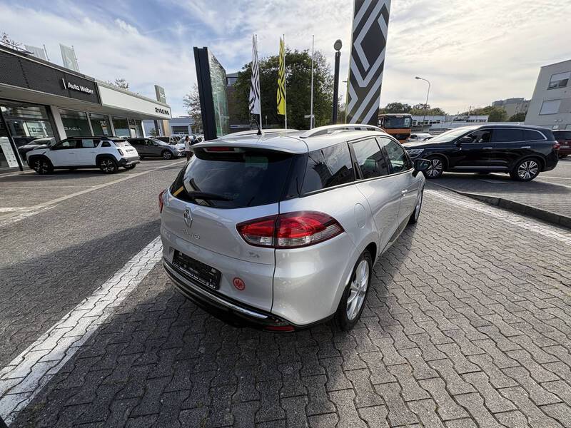 Fahrzeugabbildung Clio IV 0.9 TCe 90 Grandtour Limited ENERGY Bild 4 von 18