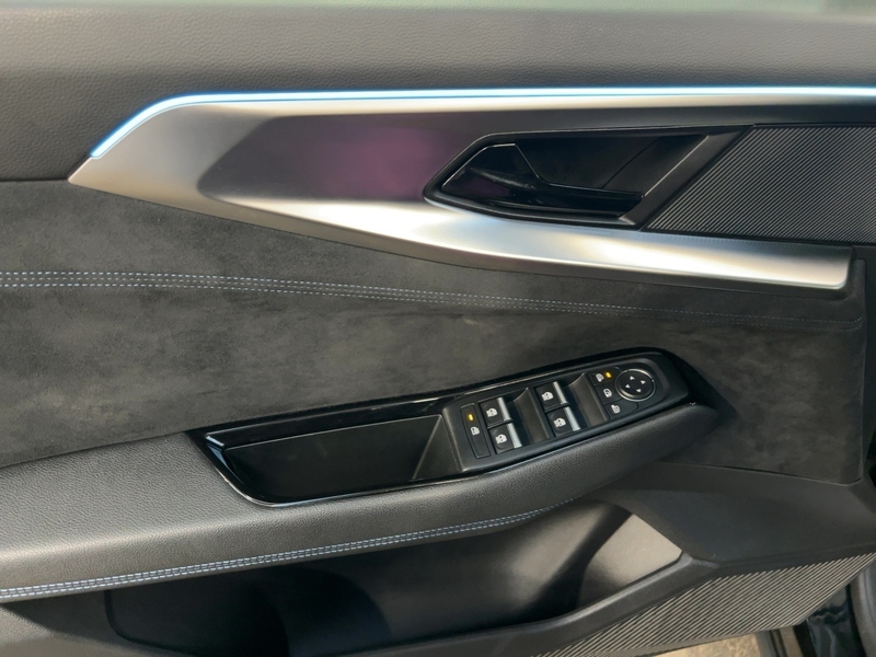 Fahrzeugabbildung Austral Techno Esprit Alpine Mild Hybrid 160 Automatik Bild 17 von 20