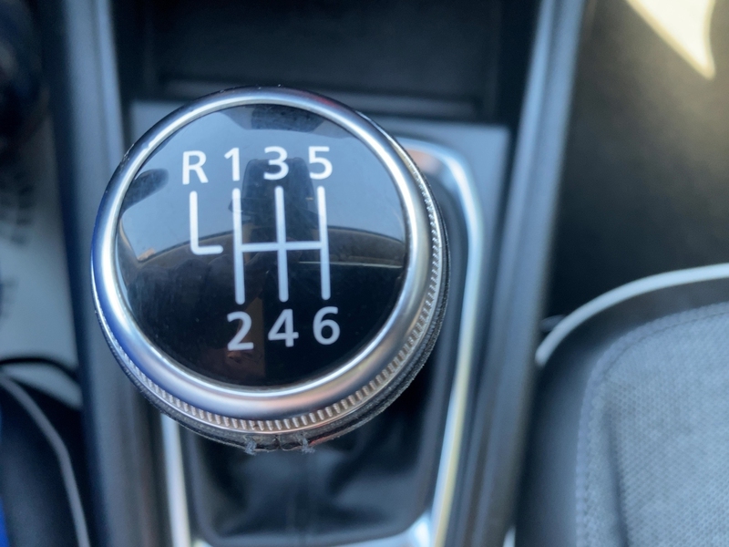 Fahrzeugabbildung Captur AHK abnehmbar Bild 16 von 21