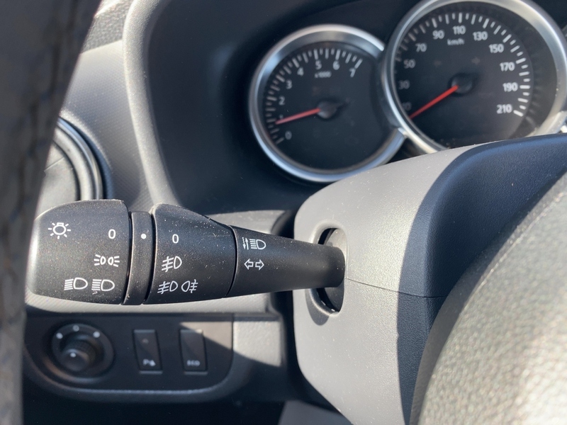 Fahrzeugabbildung Sandero Stepway Prestige TCe 90 Start & Stop Bild 16 von 20