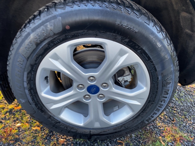 Fahrzeugabbildung Kuga Cool & Connect 1.5L 150PS M6 FWD Bild 12 von 21