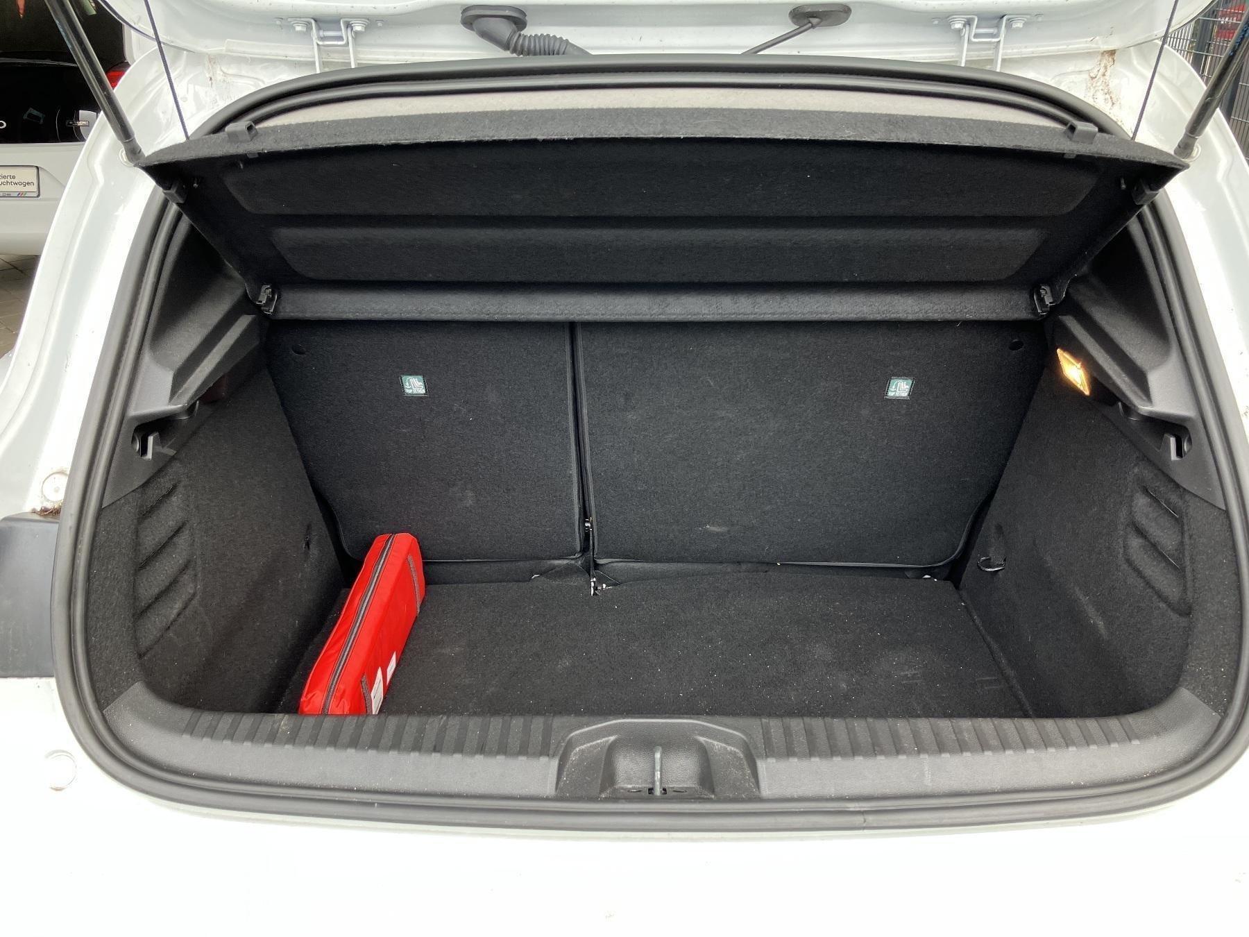 Renault Clio – Bild 11
