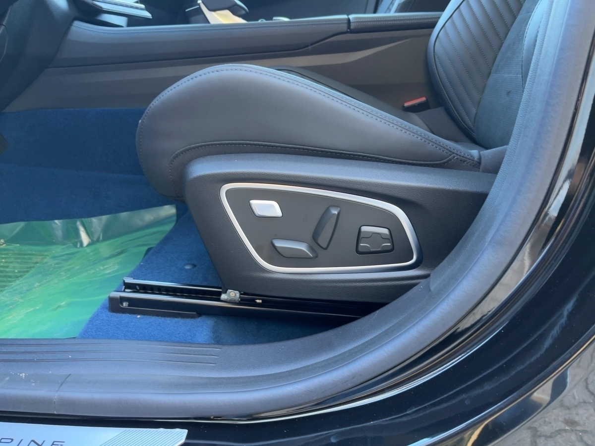 Renault Rafale – Bild 15