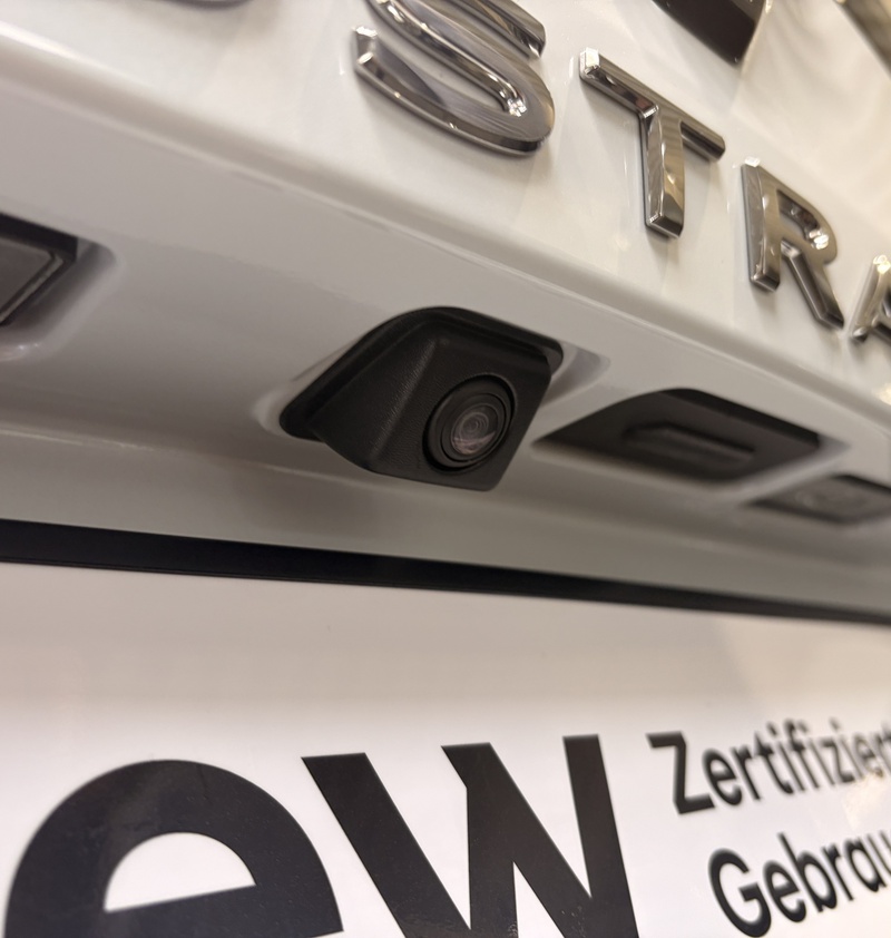 Fahrzeugabbildung Austral Techno Full Hybrid 200 PS Bild 49 von 50