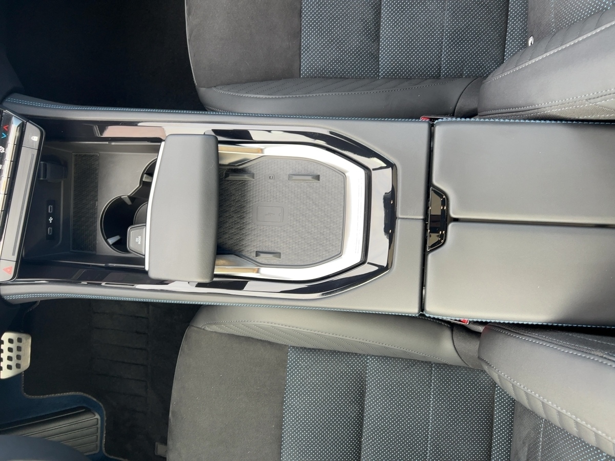 Renault Rafale – Bild 13
