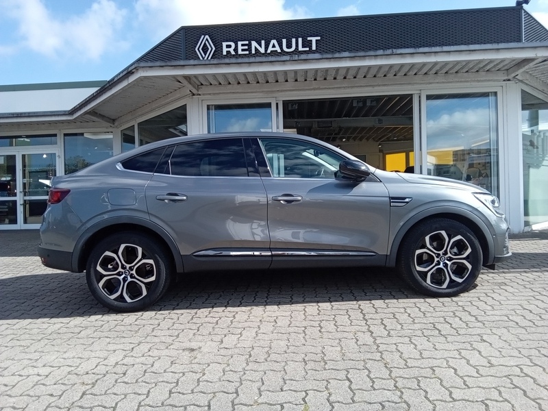 Fahrzeugabbildung Arkana TECHNO E-TECH Hybrid 145 Bild 5 von 15