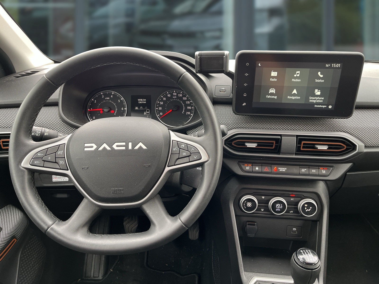 Dacia Sandero – Bild 16