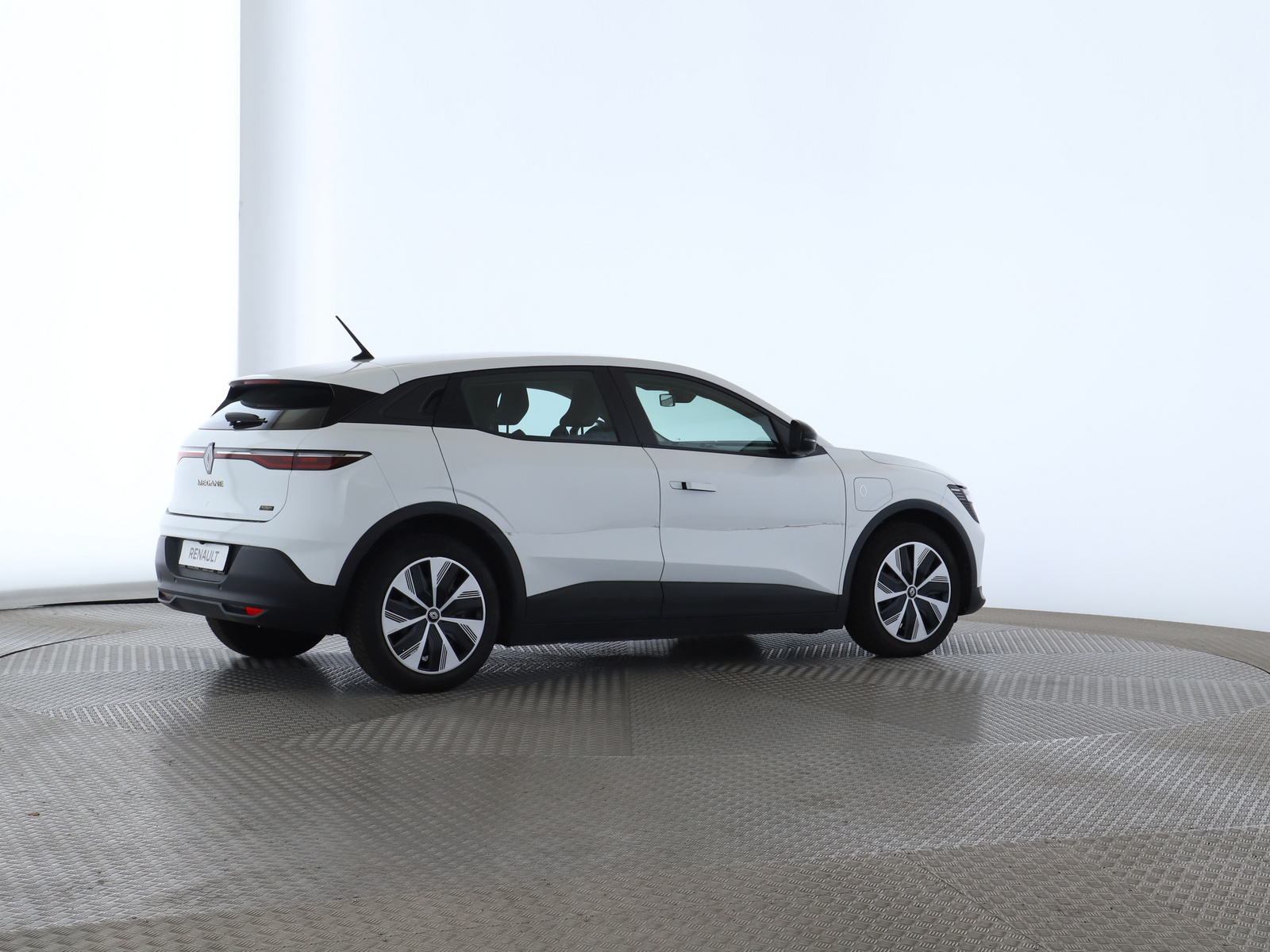 Renault Megane E-TECH – Bild 17