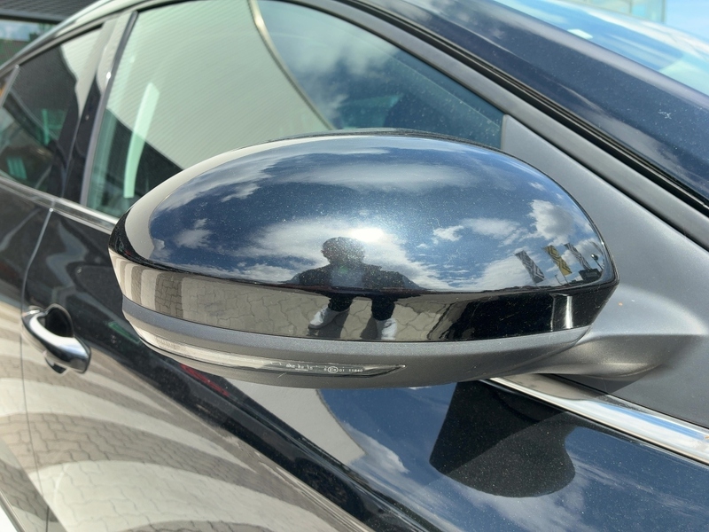 Fahrzeugabbildung Megane ++Navi++ Bild 20 von 50