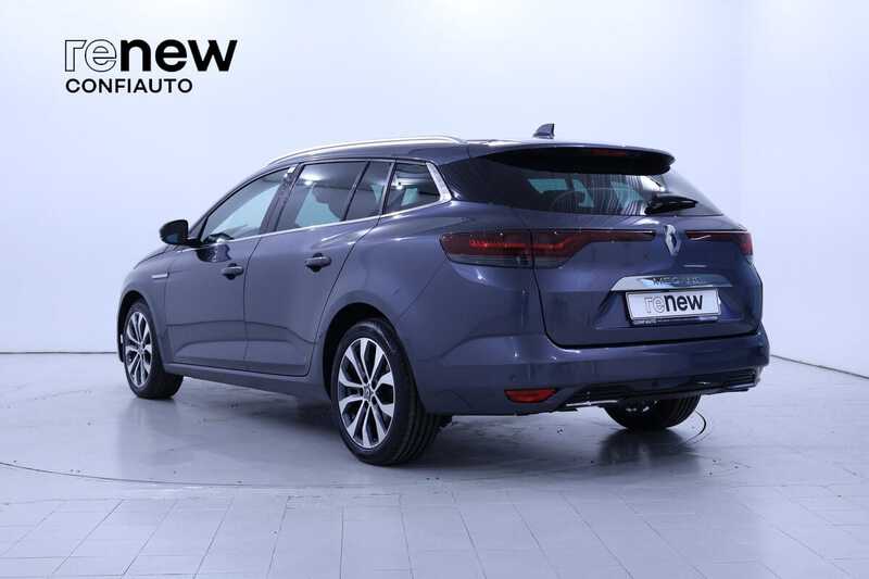 RENAULT Megane Megane Sport Tourer — photo 3