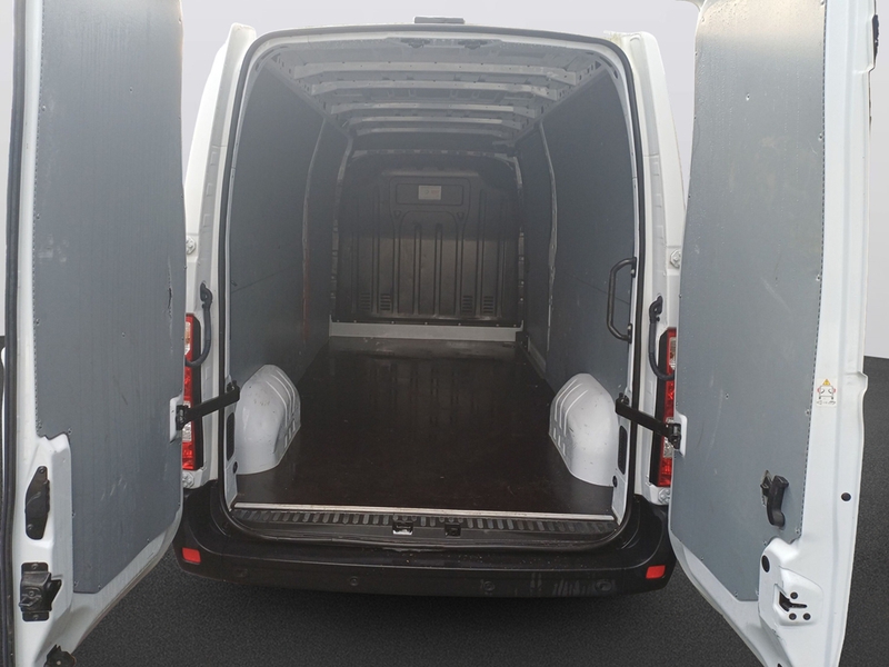 Fahrzeugabbildung Master Basis L2H2 2,8t 2.2dCi 66kW 6S Bild 6 von 12