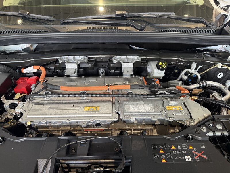 Fahrzeugabbildung Megane E-TECH Equilibre EV40 130PS boost charge Bild 5 von 50