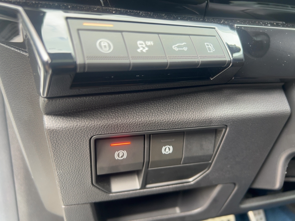 Renault Rafale – Bild 13