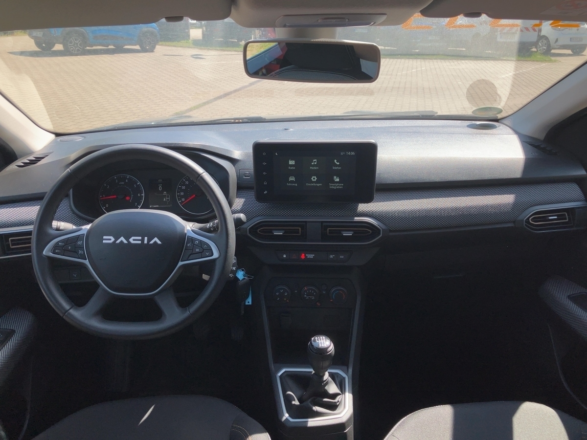 Dacia Sandero – Bild 8