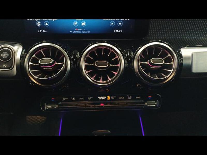 Mercedes GLB
