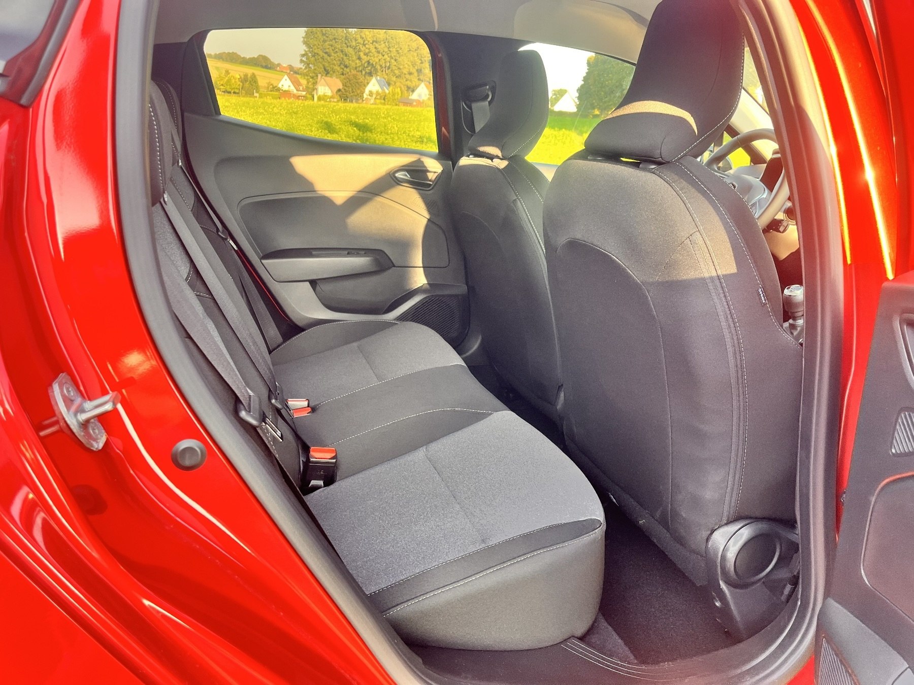 Renault Clio – Bild 10
