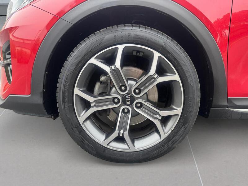 KIA Xcee'D