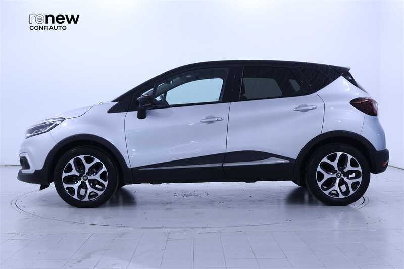 RENAULT Captur 0.9 TCe Exclusive — photo 2
