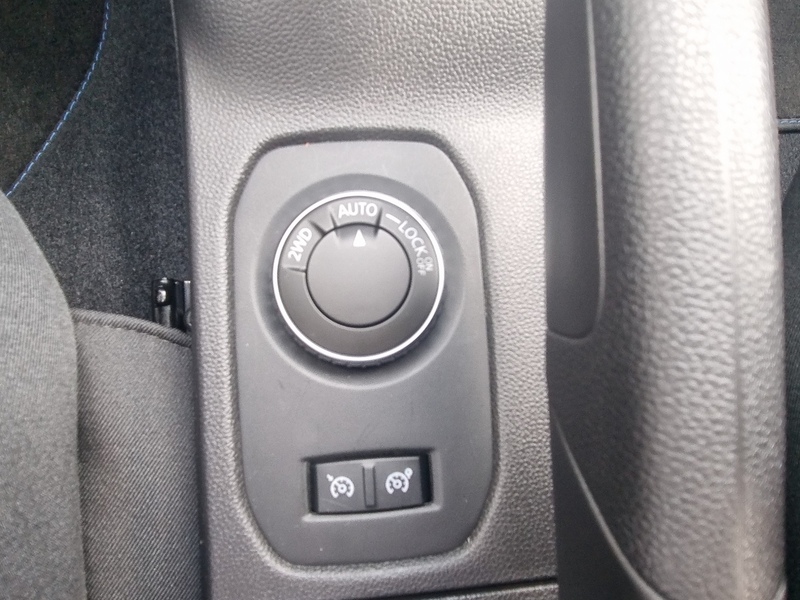 Fahrzeugabbildung Duster Allrad Bild 16 von 20