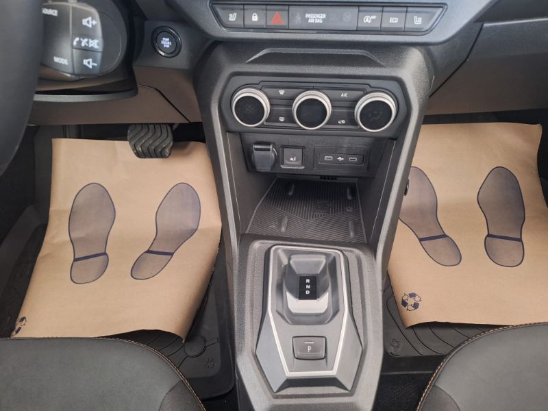 DACIA Sandero 2025 — imagine 16