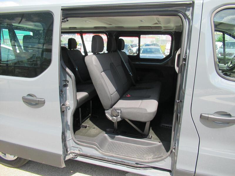 Renault Trafic Combi