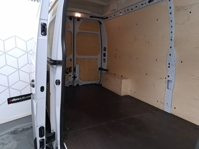 Renault Master III