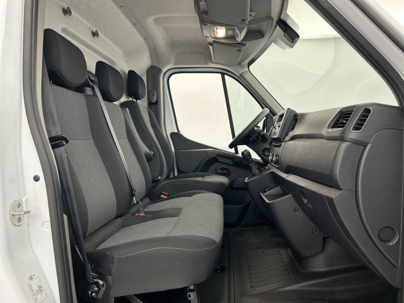 Renault Master III