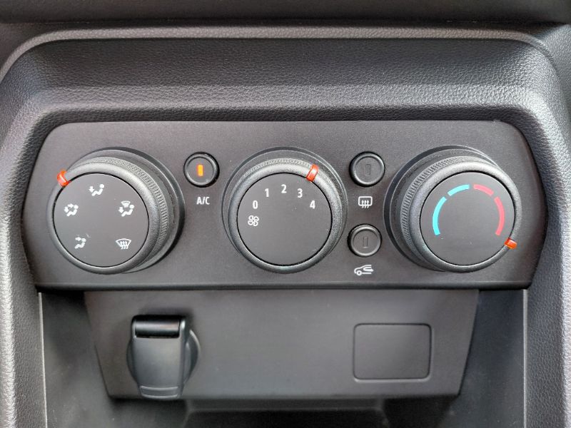 DACIA Logan 2021 — imagine 48