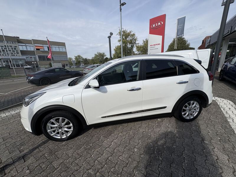 Fahrzeugabbildung Niro 1.6 Plug-in Hybrid Vision Bild 8 von 18