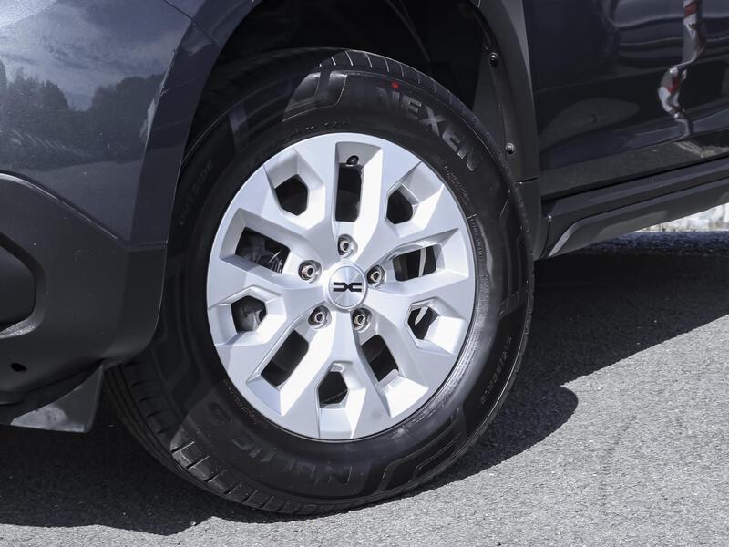 Fahrzeugabbildung Duster *AHK*1 Hd.*unfallfrei* Bild 7 von 15
