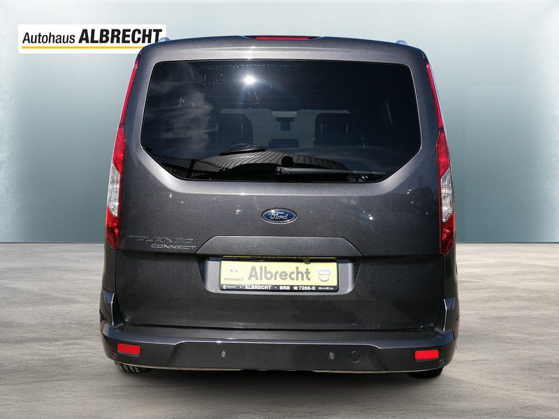 Ford Grand Tourneo
