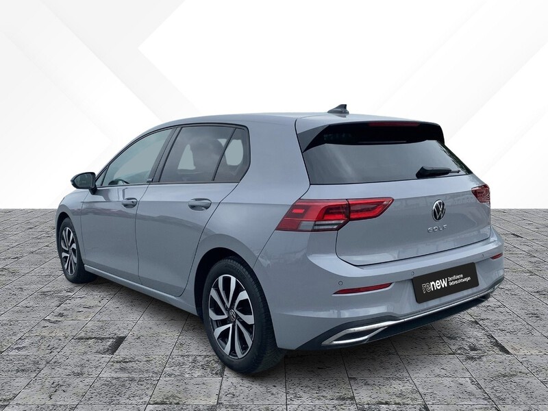 VW Golf