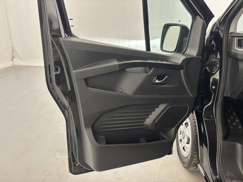 Renault Trafic Combi