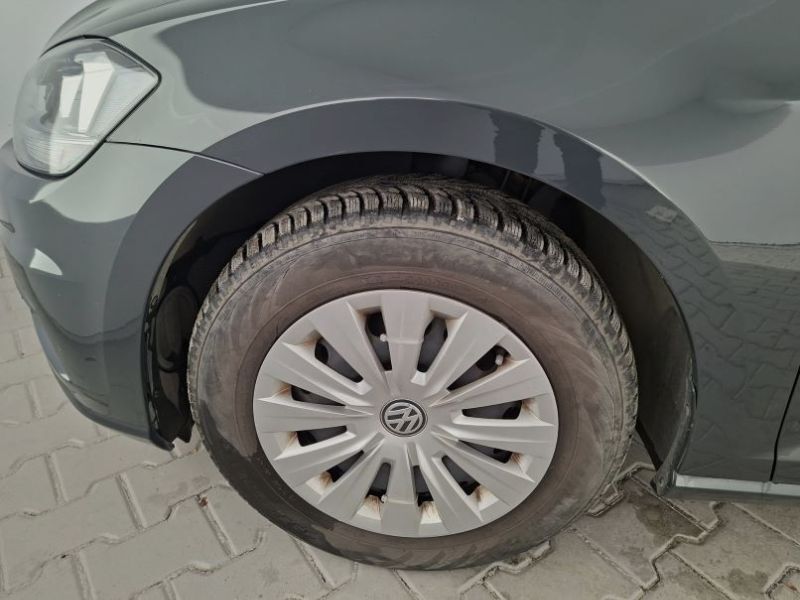 VOLKSWAGEN Golf 2020 — imagine 30