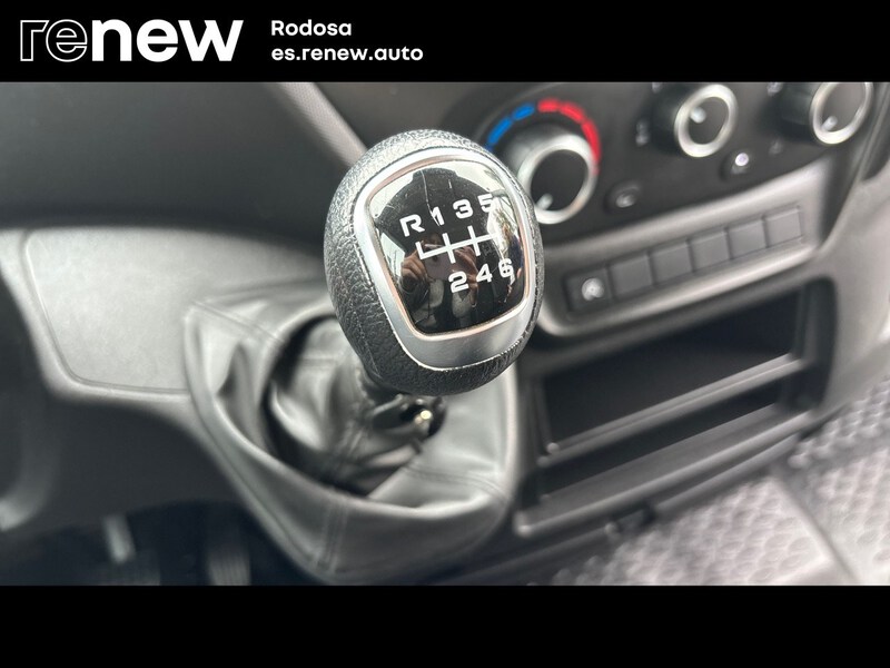 Iveco Defender