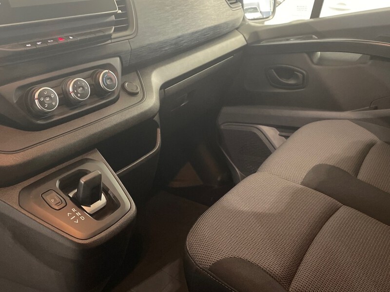 Renault Trafic Combi