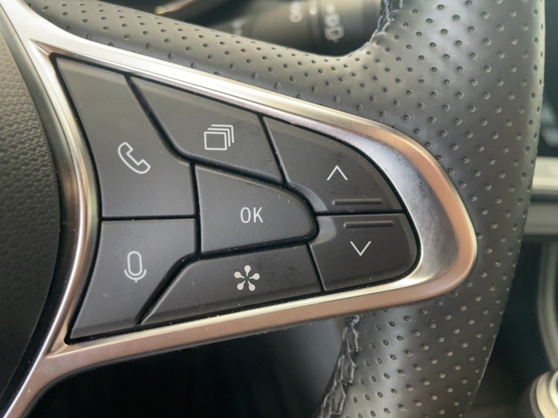 Fahrzeugabbildung Symbioz 1.3 Mild-Hybrid 140 Techno Bild 12 von 15