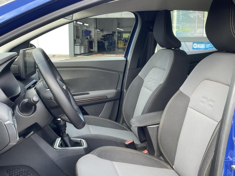 Fahrzeugabbildung Sandero Stepway Extreme+ TCe 110 Bild 11 von 22