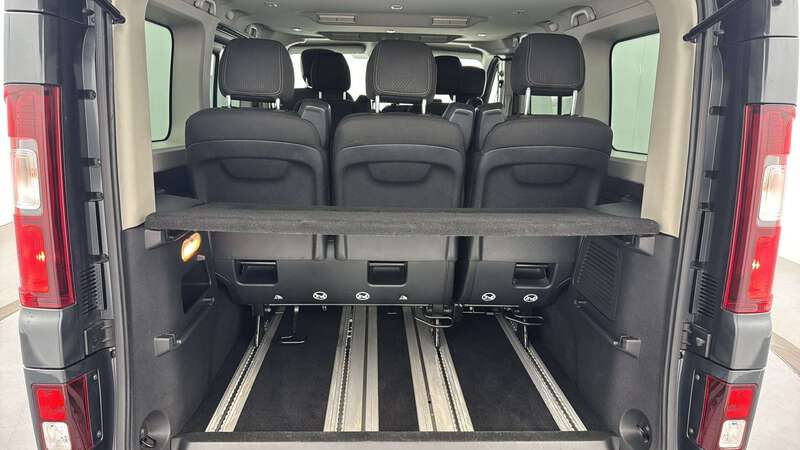 Renault Trafic Combi