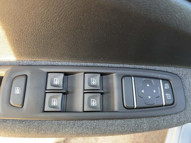 Fahrzeugabbildung Zoe R110 EV50 Evolution Bild 16 von 20