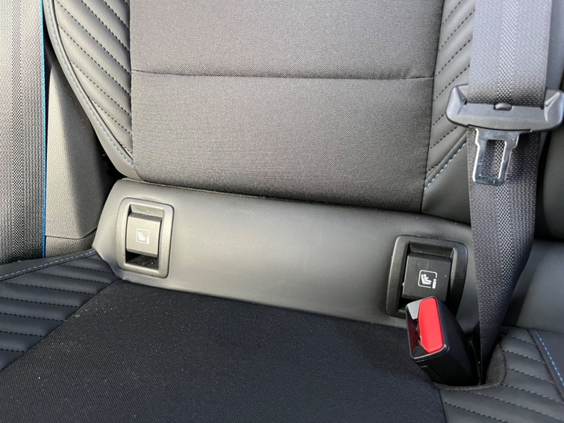 Fahrzeugabbildung Clio +Tempomat+Sitzheizung+ Bild 43 von 44