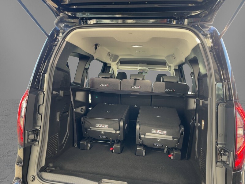 Fahrzeugabbildung Grand Kangoo TECHNO TCe 130 Bild 5 von 15