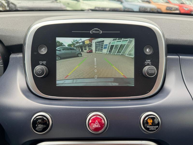 Fahrzeugabbildung 500X KLIMA*CARPLAY*KAMERA*LM Bild 16 von 20