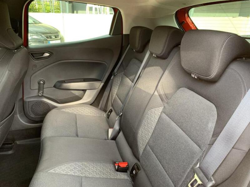 Fahrzeugabbildung Clio Zen Bild 11 von 15